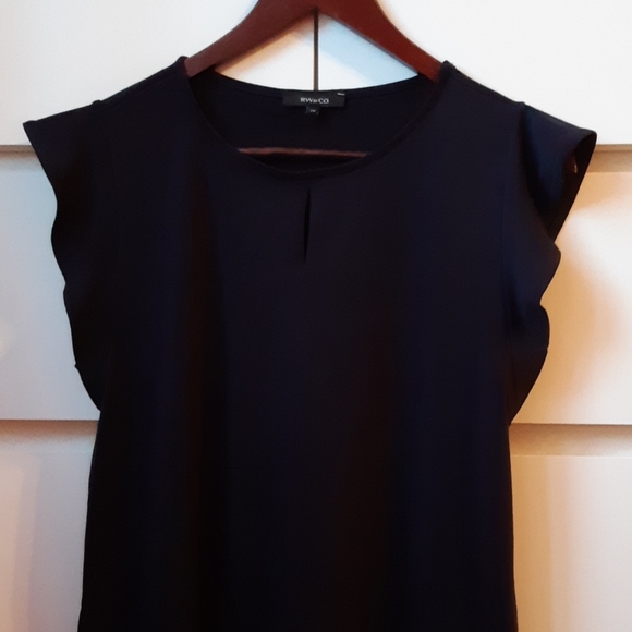 RW&CO Flutter Sleeve Hi-Lo Blouse